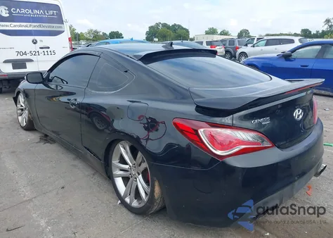 2010 Hyundai Genesis 3.8 Track from USA, damaged, VIN KMHHU6KH0AU017481